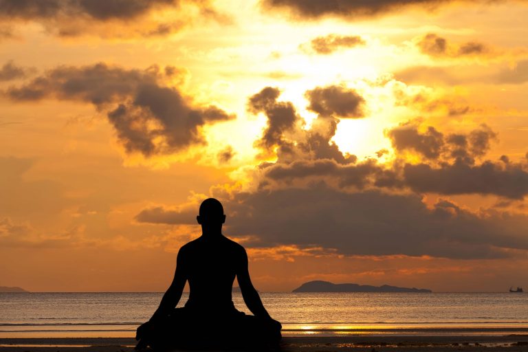 How Meditation Classes in KL Benefit You